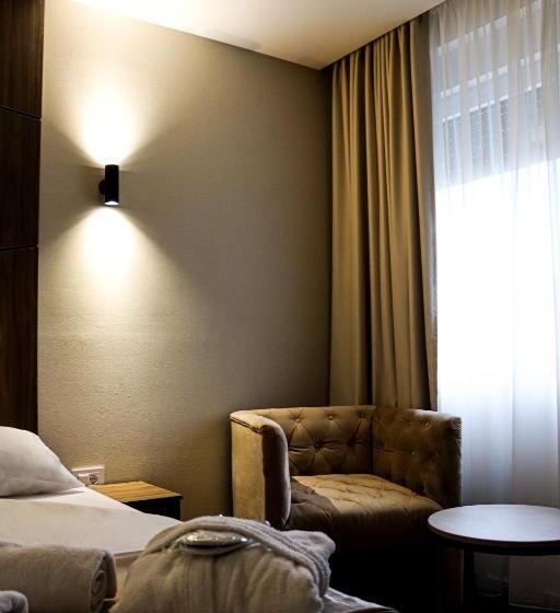 استراحتگاه Mk Premier