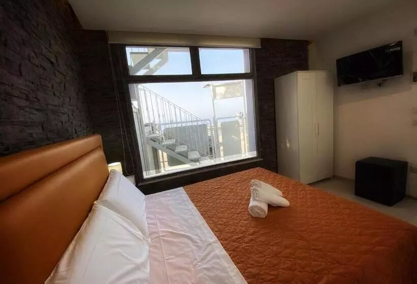 ベッドアンドブレックファースト Terrazza Rooms #scaladeiturchi