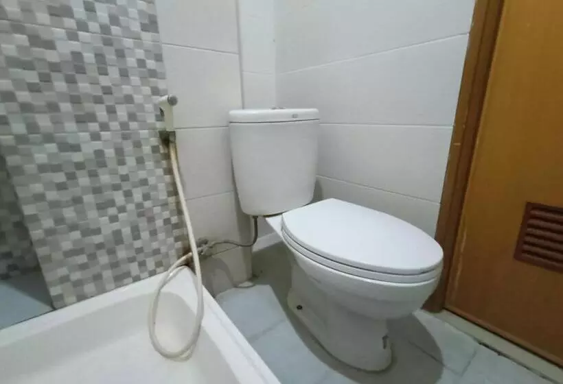ホテル Balqies Homestay Syariah Makassar Mitra Reddoorz