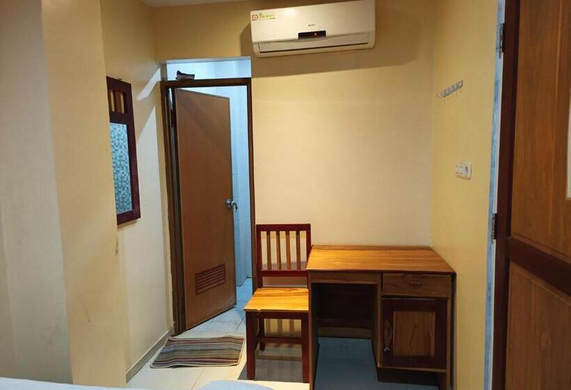 فندق Balqies Homestay Syariah Makassar Mitra Reddoorz