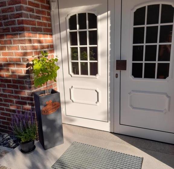 호텔 Gästehaus Weinberge