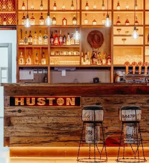 Hotelli Huston