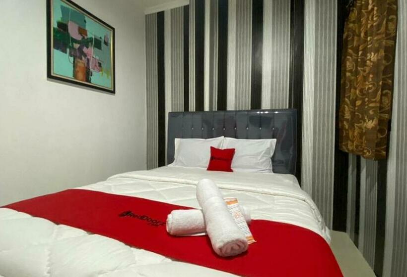 Hotel Reddoorz Plus @ Rawamangun