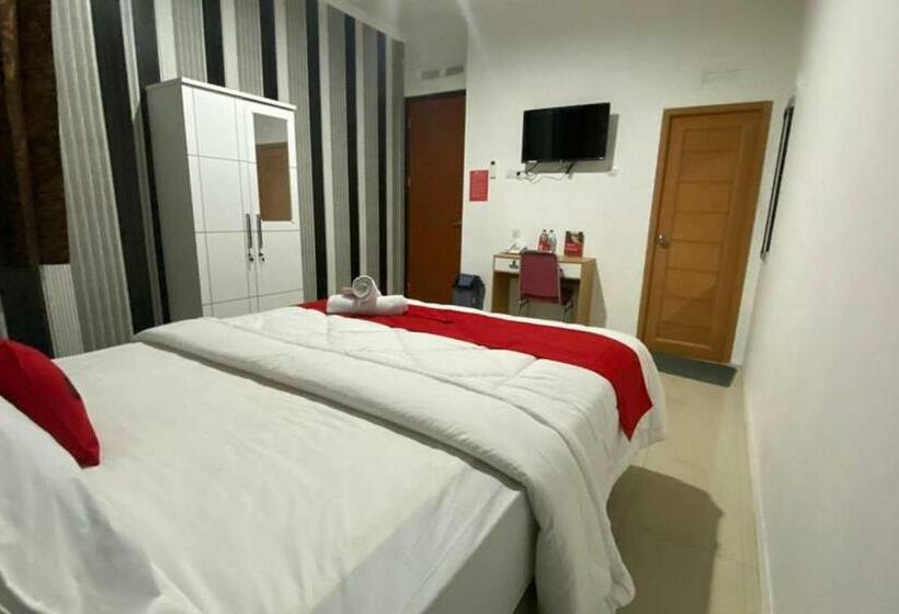 Hotel Reddoorz Plus @ Rawamangun