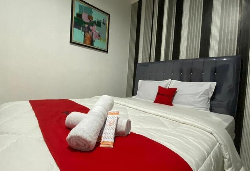Hotel Reddoorz Plus @ Rawamangun