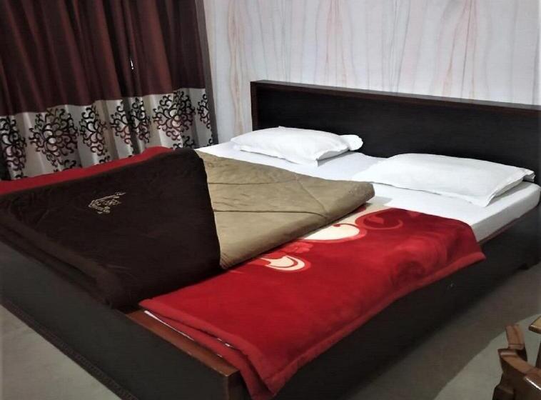 فندق Rishi Ganga Residency By Stayapart