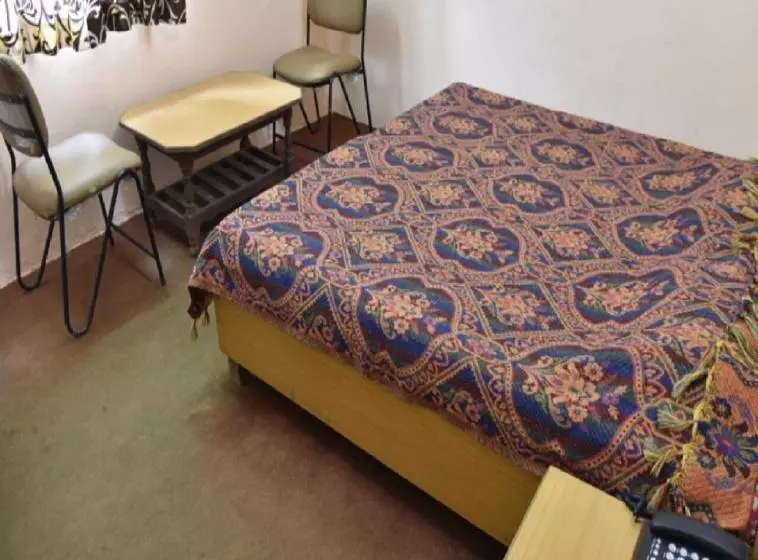 هتل Rishi Ganga Residency By Stayapart