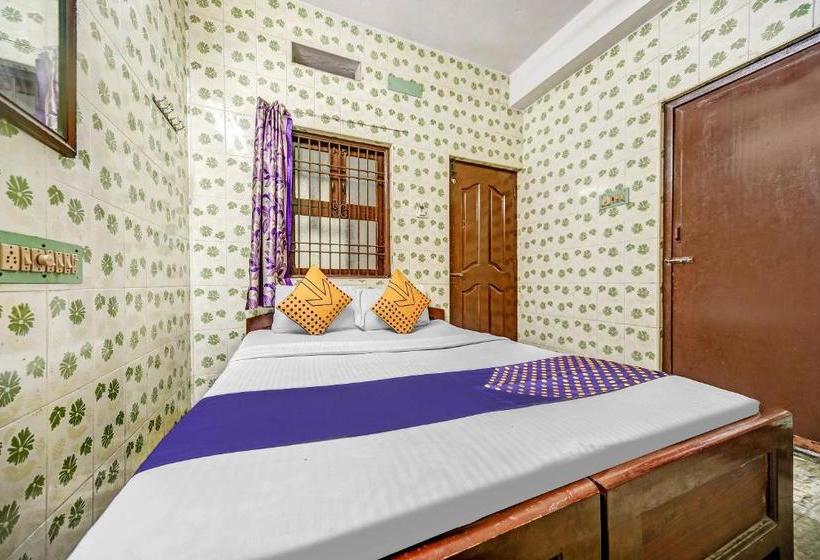 ホテル Spot On Ams Annex