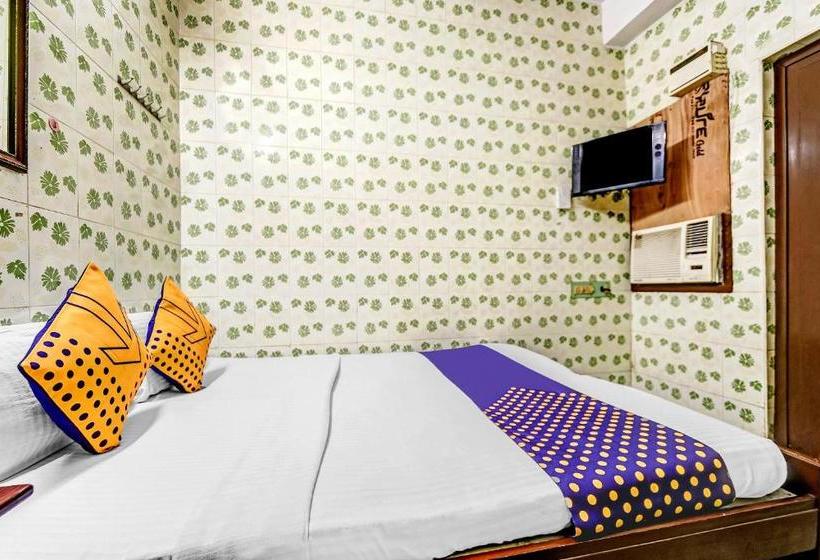 ホテル Spot On Ams Annex