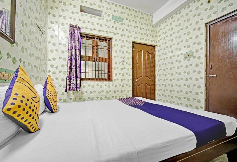 ホテル Spot On Ams Annex