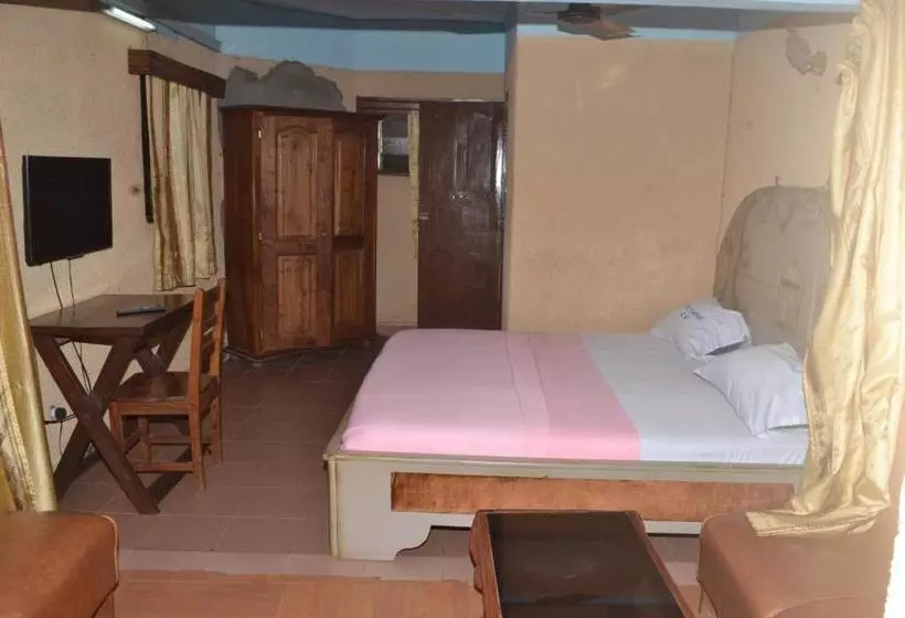 White Horse Hotel Porto Novo