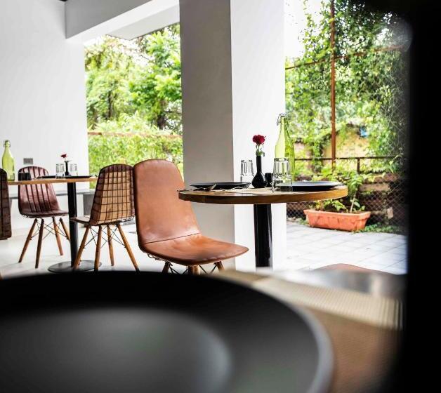 Le Papillon By Bay Hotels