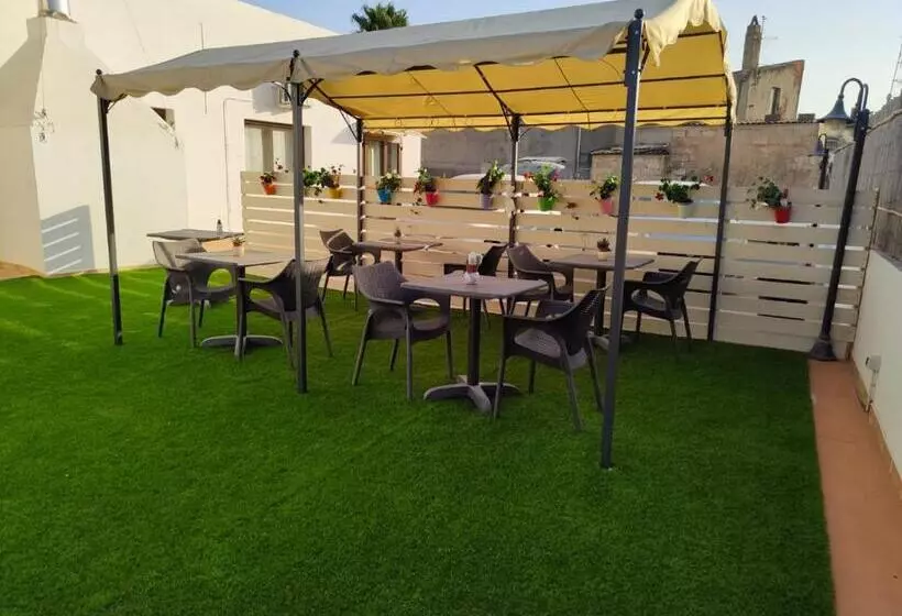 ペンション Casa Janas Affittacamere Bed & Breakfast