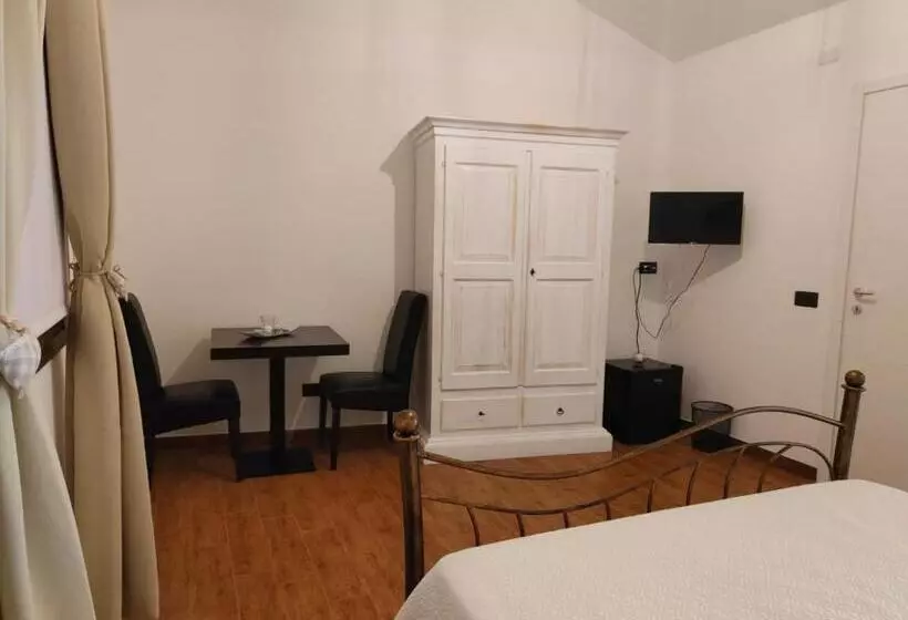 ペンション Casa Janas Affittacamere Bed & Breakfast