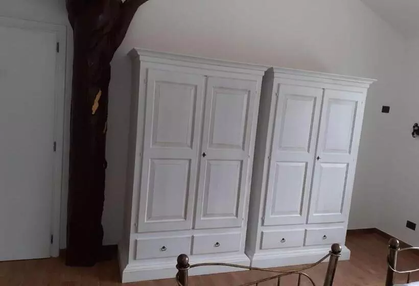 ペンション Casa Janas Affittacamere Bed & Breakfast