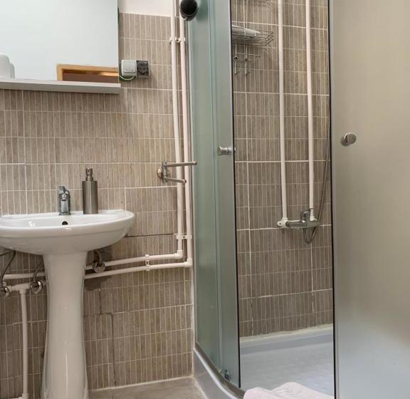 Пансион Cazare Iedera