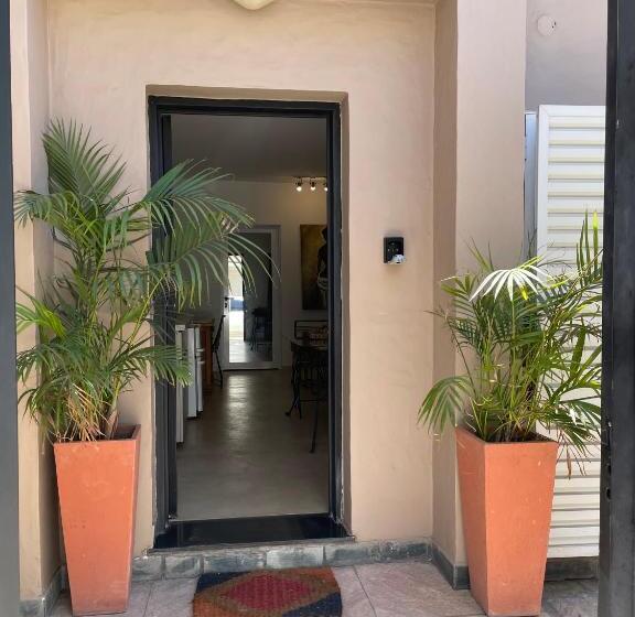 تختخواب و صبحانه Casa De Piedra Céntrica