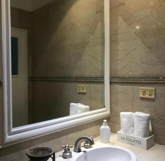 تختخواب و صبحانه Casa De Piedra Céntrica