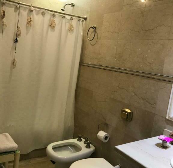 تختخواب و صبحانه Casa De Piedra Céntrica