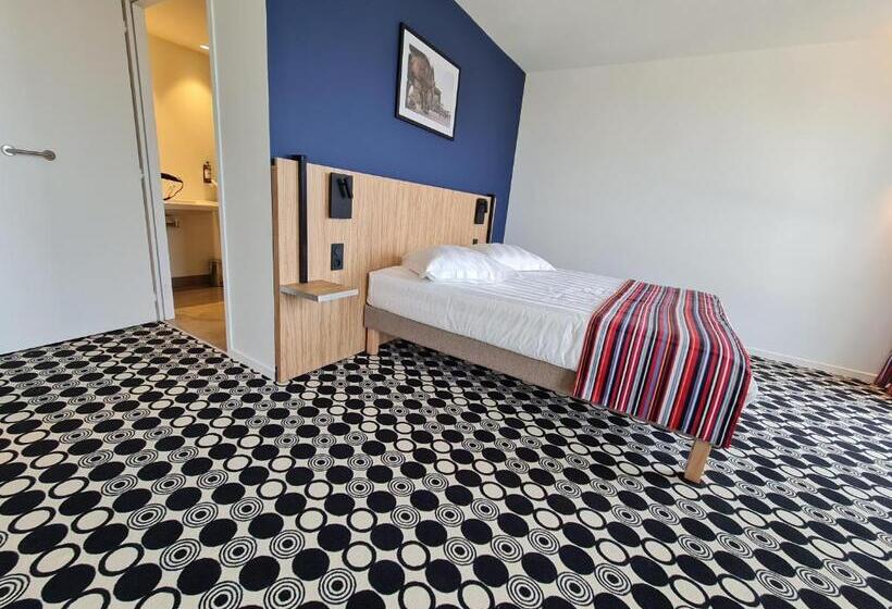 ホテル Akena Nantes Reze Aeroport