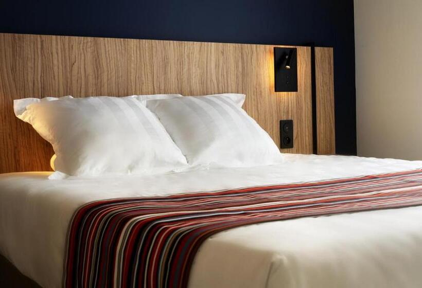 ホテル Akena Nantes Reze Aeroport