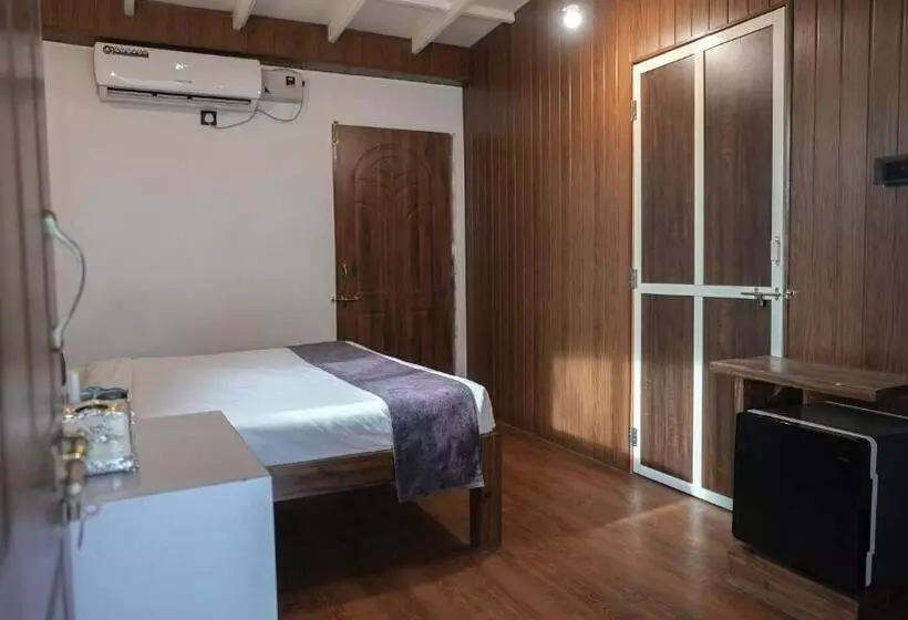 Hotelli Anjoned Hostel & Cafe