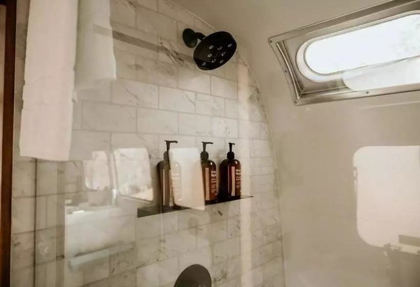 Hotelli Autocamp Joshua Tree