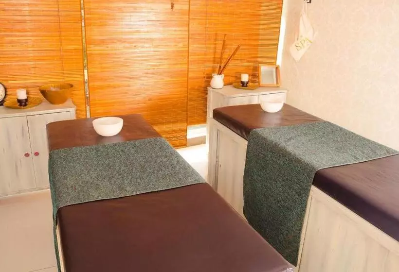 ホテル Mediterraneo Boutique