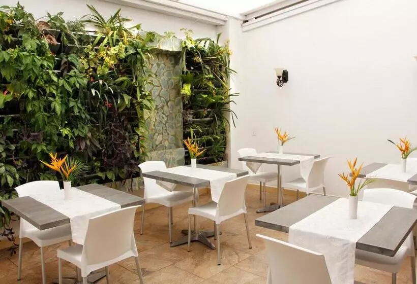 ホテル Mediterraneo Boutique