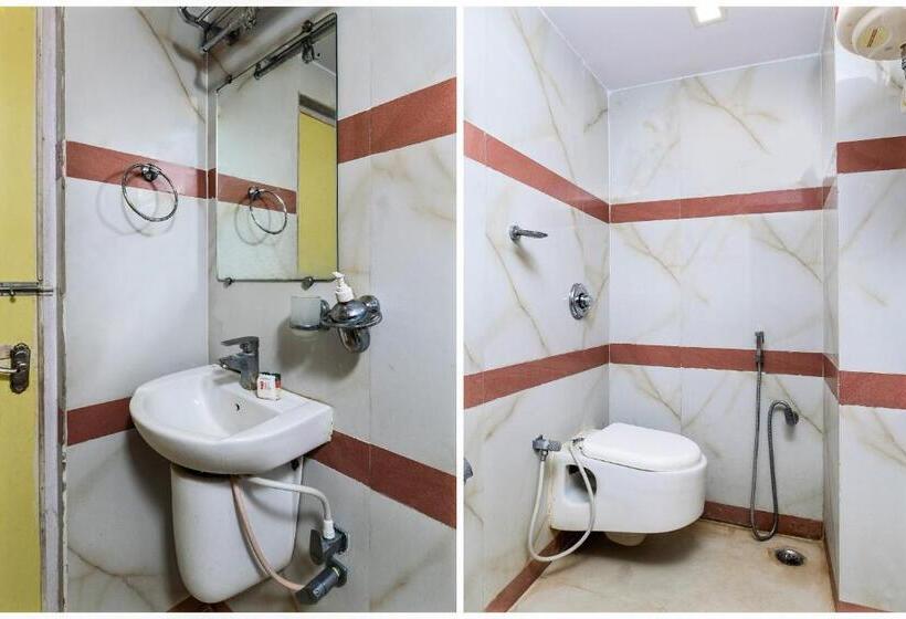 هتل Oyo 9930 Avs Residency