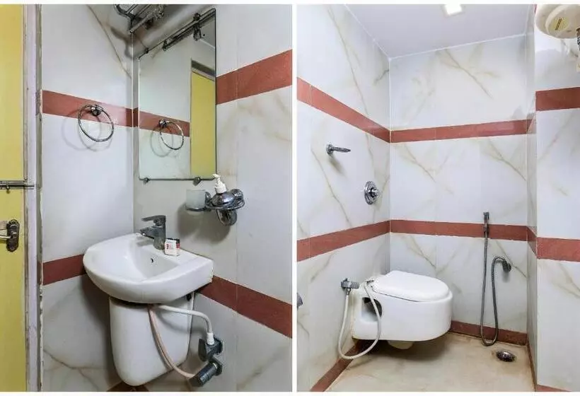 Hotelli Oyo 9930  Avs Residency