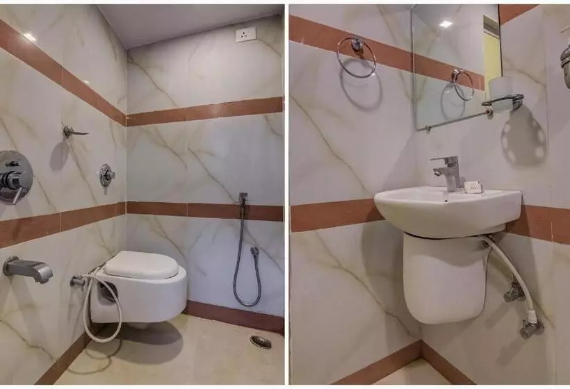 Hotelli Oyo 9930  Avs Residency