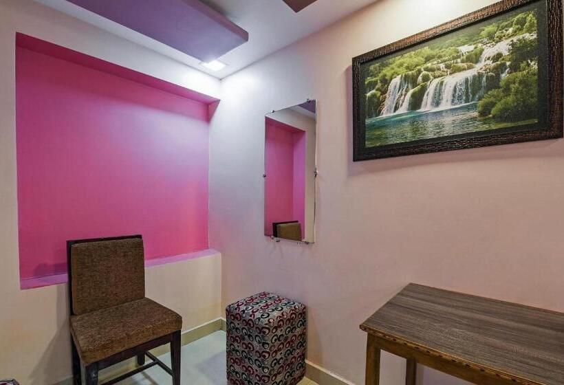 هتل Oyo 9930 Avs Residency