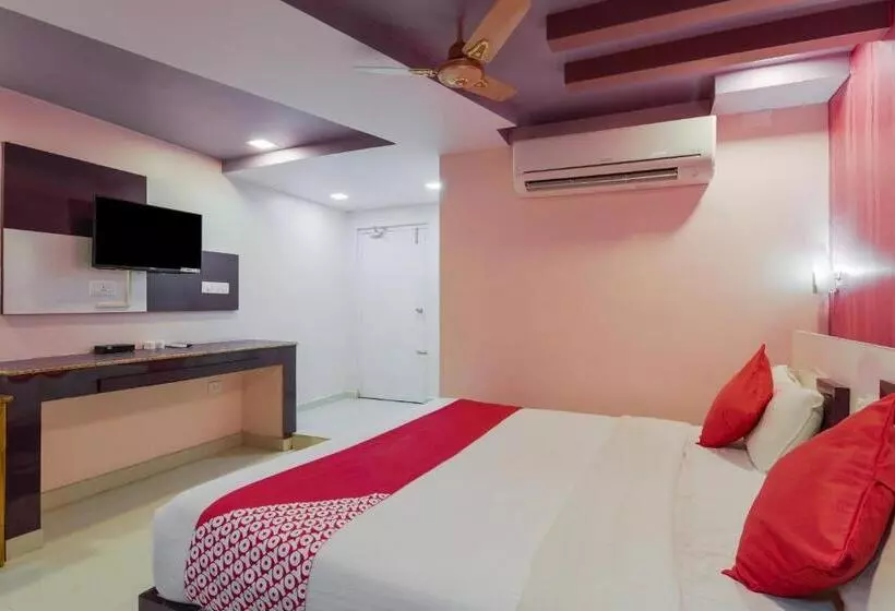 Hotelli Oyo 9930  Avs Residency