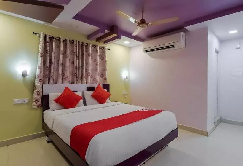 Hotelli Oyo 9930  Avs Residency