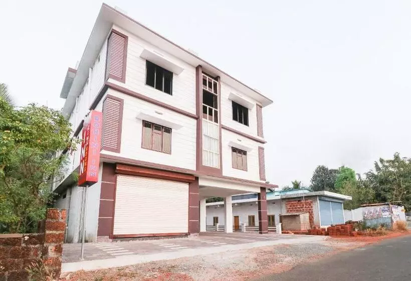 Hotelli Spot On Rohini Inn Kadampuzha