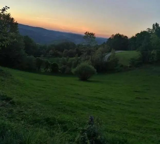 هتل Zlatiborska Seoska Idila