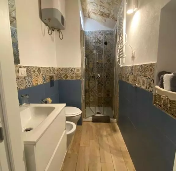 پانسیون Bari Landlord 31  Old Town Apartments With Self Check In