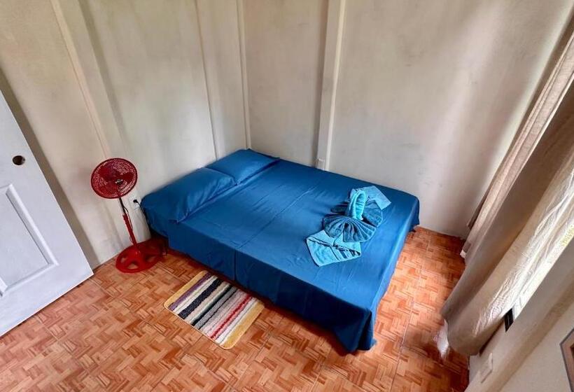 ペンション El Manantial De Corcovado