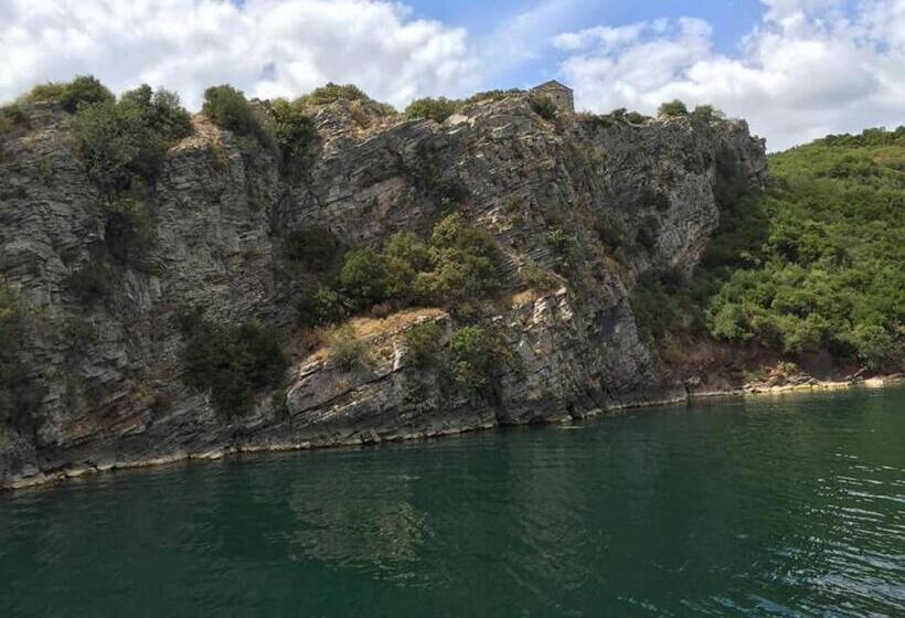 Pensionat Kulla E Vjeter