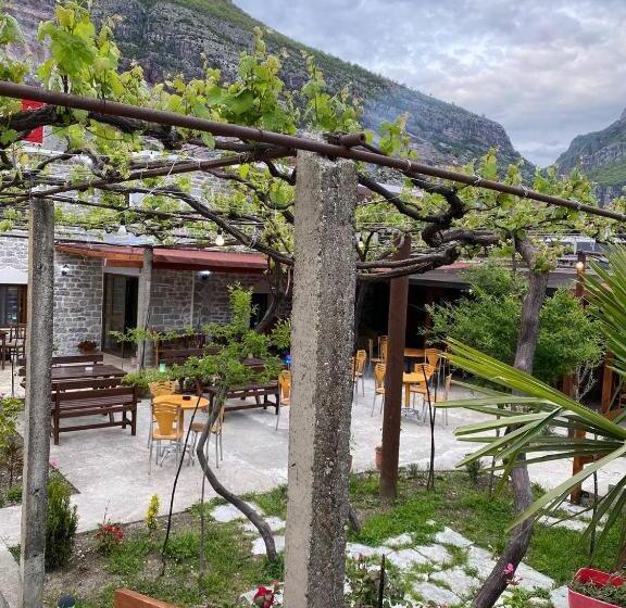 Pensionat Kulla E Vjeter