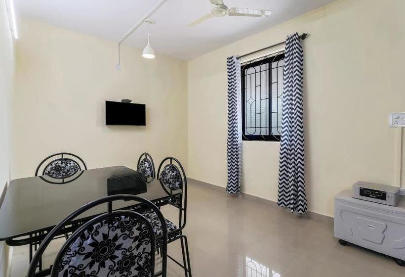 Pensão Oyo Home 81707 Elegant 1bhk Varca