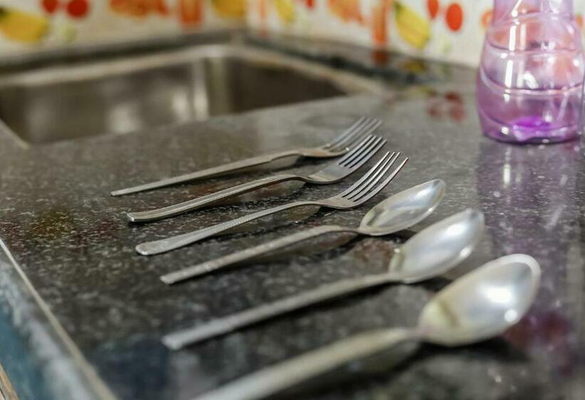 Pensão Oyo Home 81707 Elegant 1bhk Varca