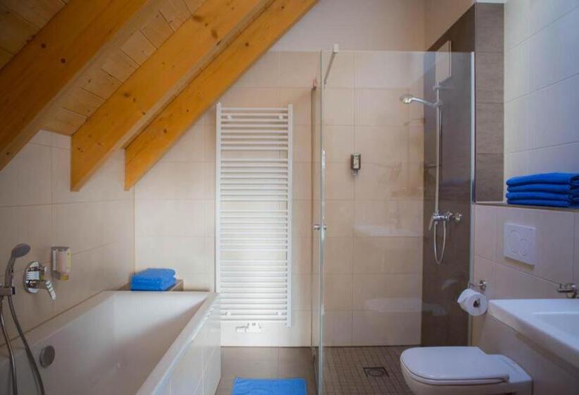 Pension Raupennest Mit Blockhaussauna