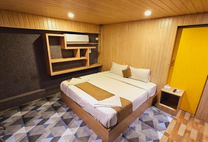 Vandrarhem Clock Inn