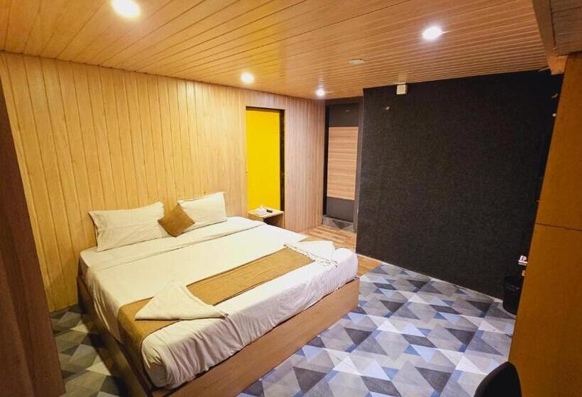 Vandrarhem Clock Inn