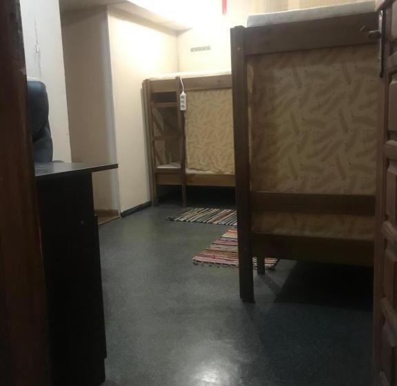 Ararat Teatralnaya Hostel Kyiv