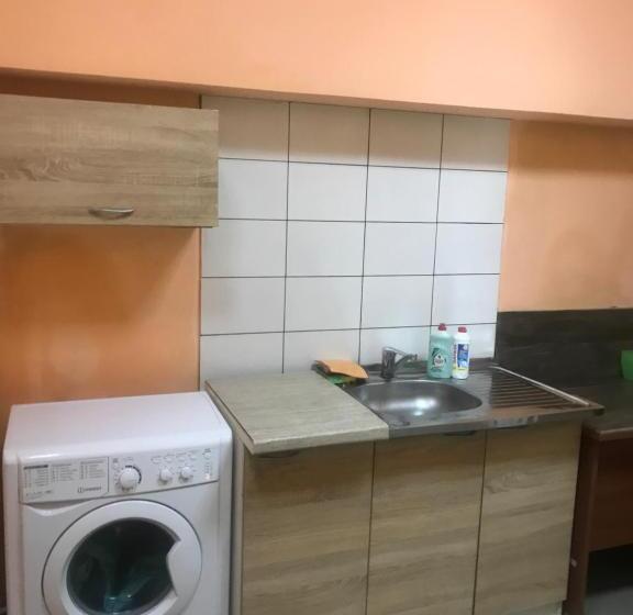 Ararat Teatralnaya Hostel Kyiv