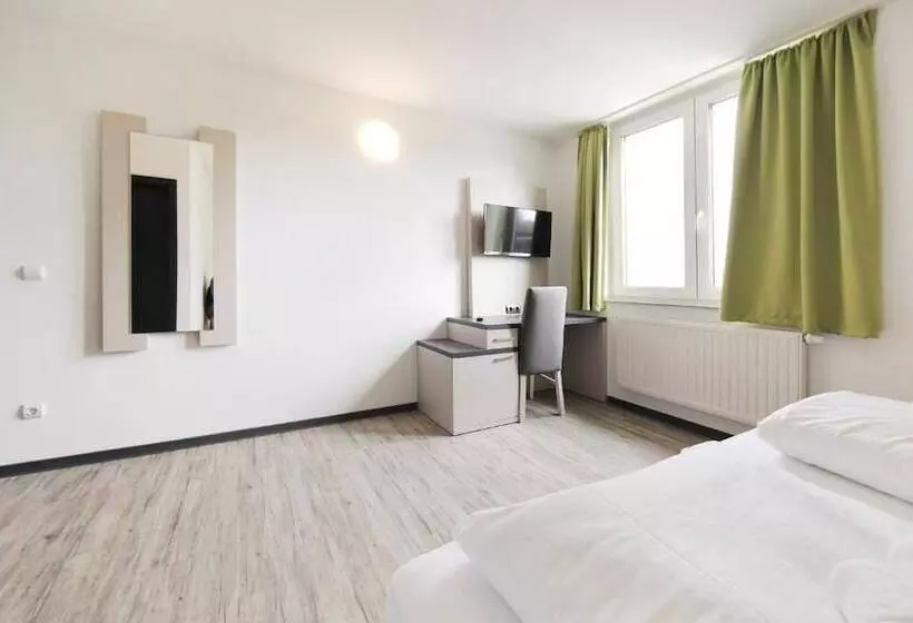 تختخواب و صبحانه Bp24 Hotel Eschweiler
