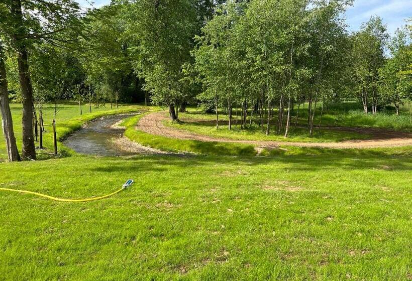 Nocleg ze śniadaniem Le Moulin Sainte Marie, Chambres D Hôtes Et Gîte